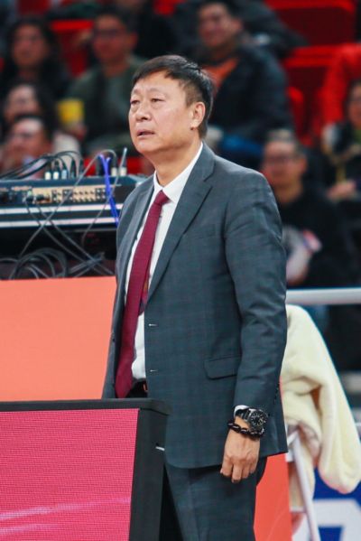 李秋平：希望上海男篮建立王朝 球队有这个实力也有这个希望