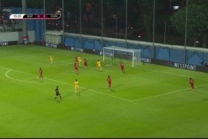 国足2-1新加坡下场战泰国 塞鸟处子球张玉宁点射朱辰杰失误送礼