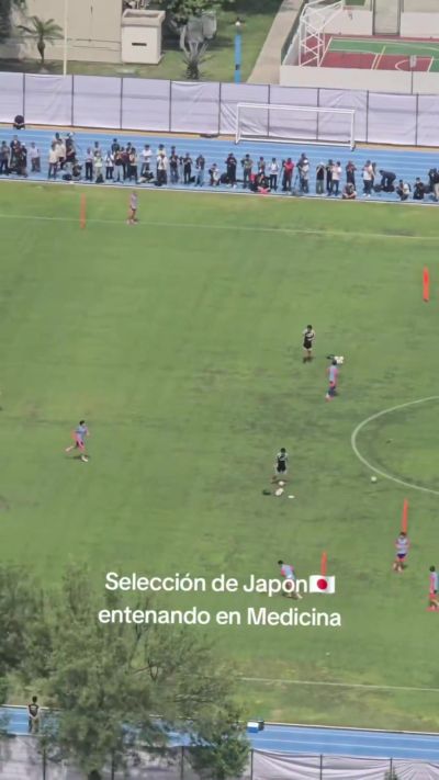 墨媒：日本队不满原训练场地条件，协商后移至蒙特雷俱乐部训练