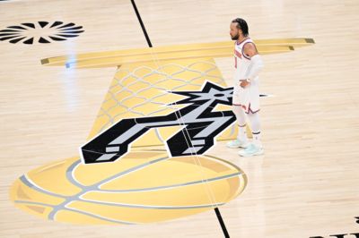 不溢价不摆烂不轮休！前球员赞布伦森：他是当今NBA的一股清流！