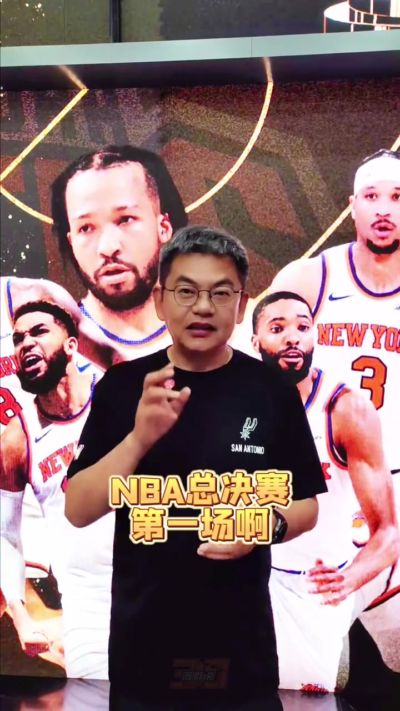 苏群:文班下一场得调整&少持球 让哈珀多打 把常规战变为太空战