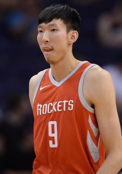 杨毅:周琦说没来过马刺主场球馆 之前净在发展联盟毒蛇队打了