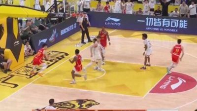 🏀广厦扳回一城1-3上海 胡金秋30+5 布朗27+8 古德温28+6+8