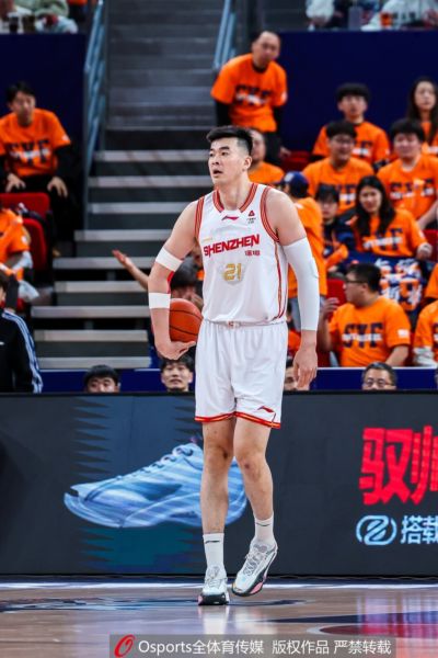 篮下筑高墙，岁月守初心！祝李慕豪生日快乐！