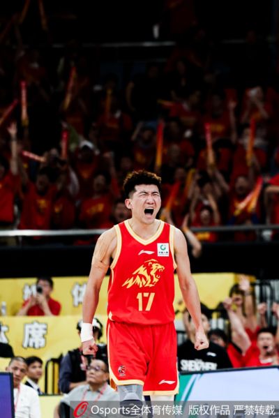 记者：广厦男篮输球并非末日但输得确实难看 上海夺冠是时间问题