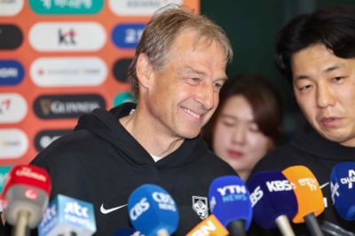 克林斯曼：德国目标只能是世界杯夺冠 90年代8强出局都是彻底失败