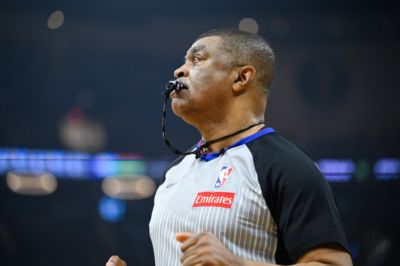 解说：我们可能正在经历NBA历史上吹罚尺度影响最大的时代