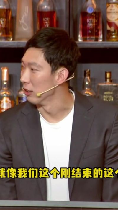 周琦：如果没有好的稳定的替补阵容 球队在季后赛的压力是很大的