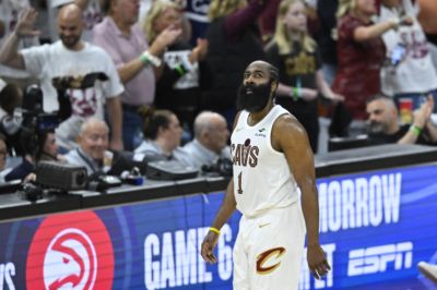 帕金斯：骑士被横扫是NBA史上最尴尬时刻之一 他们被当面羞辱