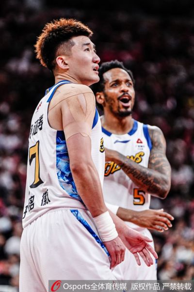 媒体人：广厦多位主力尽显疲态 G2亟需找回活力