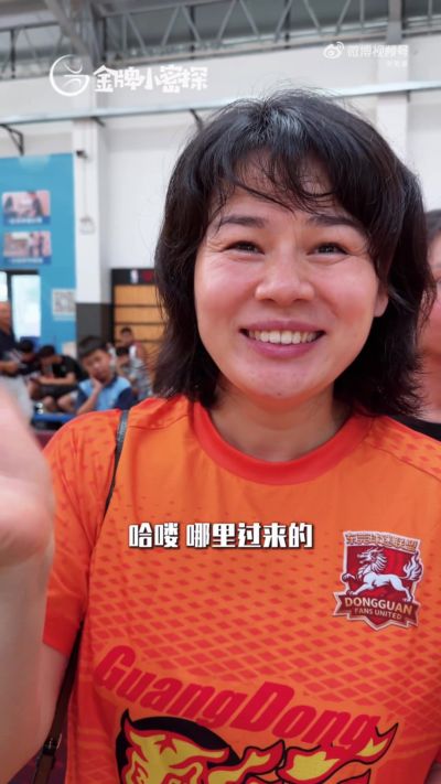 心情不错！2026易建联杯东莞站 易建联现身与球迷互动