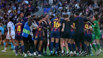 队史第四座欧冠！巴萨女足4-0里昂女足 帕乔尔萨尔玛均两射一传