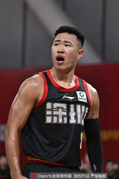 媒体人:深圳伤兵满营但拼到了最后 赢得了新高的关注度和支持