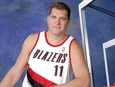 美媒评NBA十大蝴蝶效应事件，保罗加盟湖人被否，开拓者错失乔丹