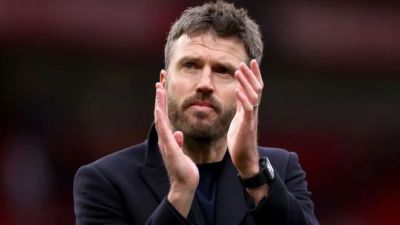卡里克重磅出手！曼联 6500 万锁定英超铁腰，中场彻底大换血