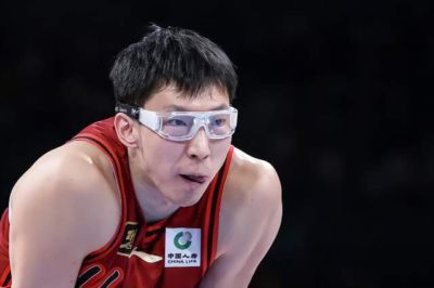 周琦官宣决定！与赵睿一起，退出热身赛，郭士强想补招也没机会了