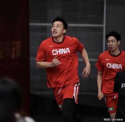 不能忍，中国男篮惨败新西兰，两大坏消息，郭士强要比老乔更离谱