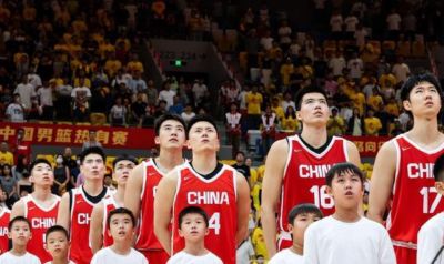 5大媒体人炮轰!中国男篮长期集训走偏,新西兰合练5天就赢了我们