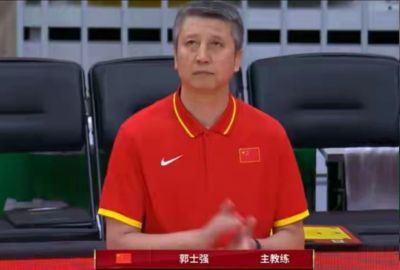 郭士强颜面扫地!中国男篮集训3个多月,打不过合练5天的新西兰旅游队
