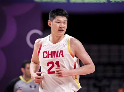 杨毅提出质疑：CBA可以打，全运会可以打，男篮比赛却打不了