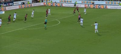 半场:国米1-0卡利亚里,恰尔汗奥卢连场破门
