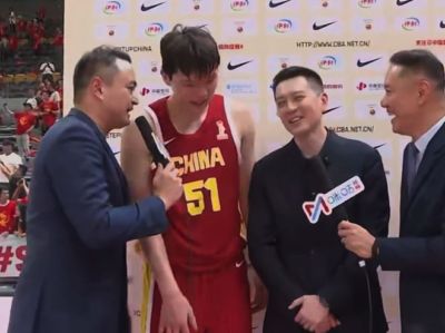 绝杀黎巴嫩杨瀚森采访！多次点激动，展望后续世预赛给足队友自信