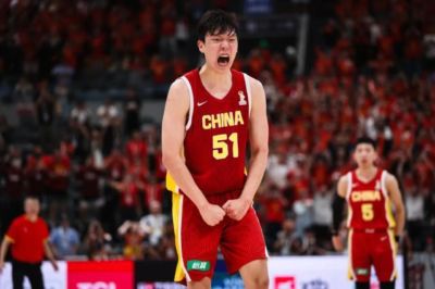 终于又吃到NBA球员红利！中国男篮开启杨瀚森时代
