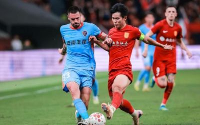 足协杯-玉昆VS铜梁龙首发：4外援PK 吴宇曦先发 克莱伯、向余望替补
