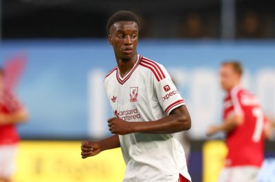 回声报:利物浦拒绝森林3000万镑报价尼奥尼,将续约他和恩古莫哈