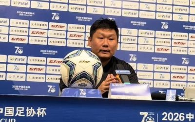 向余望替补上场后又被换下，刘建业：这完全是出于战术的考虑