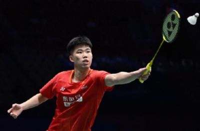 卫冕冠军翁泓阳击败骆健佑 晋级中国大师赛八强