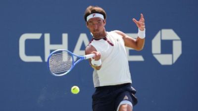 布云朝克特完胜霍达尔 历史性斩获大满贯正赛首胜