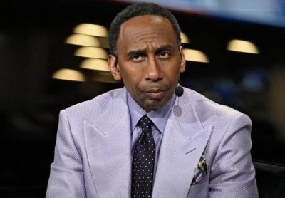 A-史密斯：本-西蒙斯应该成为第一个给球队付钱才能打NBA的球员