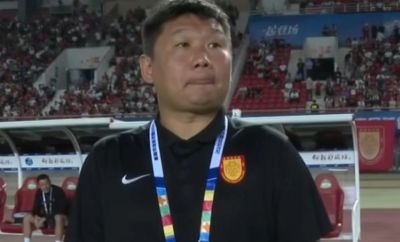 刘建业谈球队陷入低谷:坚持自己,把整个团队队员团结起来