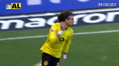 多特连追两球2-2扳平！法比奥·席尔瓦低射破门，吉拉西5分钟传射