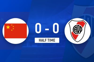 半场-U17国足暂0-0河床U17 金冠成、赵松源门前抢点造险