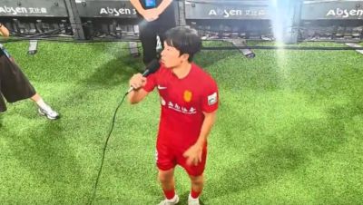 球迷高喊“刘建业下课”，李镇全：不应该是刘导一人承担责任