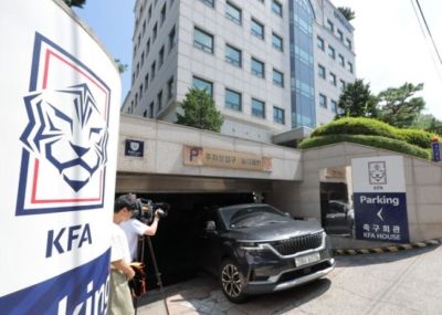 韩国足坛地震！首尔警方昨日搜查韩国足协，历时11小时22分钟