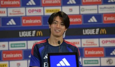 中村敬斗：荣幸成为队史首位日本球员；里昂是法国前三俱乐部