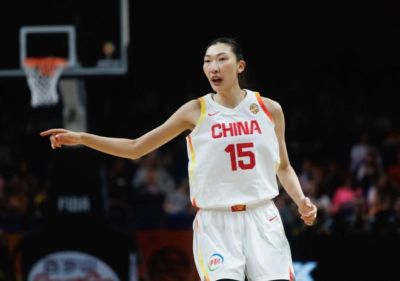 中国女篮1/4决赛vs法国首发：张曼曼、杨舒予、陈明伶、罗欣棫、韩旭
