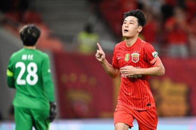 中超-武磊梅开二度 上海海港2-1送青岛海牛7连败