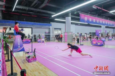 国缘2026“挥拍中国”羽毛球公开赛长三角赛区-扬州站开赛