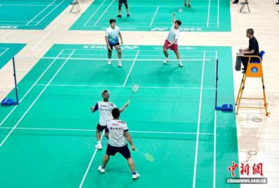 350余名两岸青年浙江新昌以羽毛球会友
