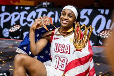 [流言板]杰基-杨生涯冠军：世界杯、奥运会、WNBA、NCAA、高中联赛