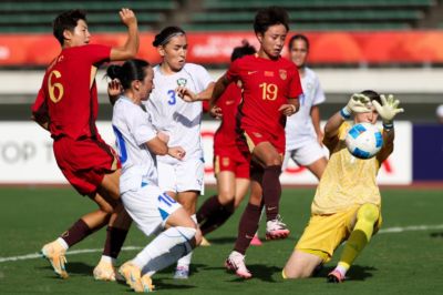 亚运会：张琳艳头球扳平 中国女足1-1乌兹别克斯坦