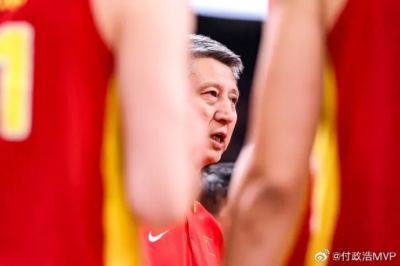 [流言板]媒体人：今夏中国男篮集训138天，人不可能一直处于亢奋状态