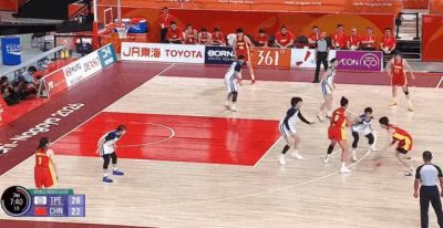 杨舒予突破得手5中1拿到4分，中国女篮24
