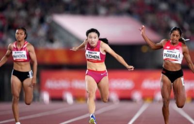 田径第五日：单日诞生10金 陈妤颉汶颂200米争霸严子怡PK北口榛花