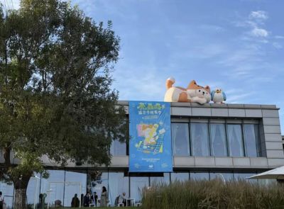 中国女排李盈莹分享动态 出游秦皇岛打卡