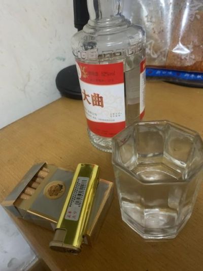 我爸67岁，烟酒40年说戒就戒，一年后去体检，医生把我叫进了诊室